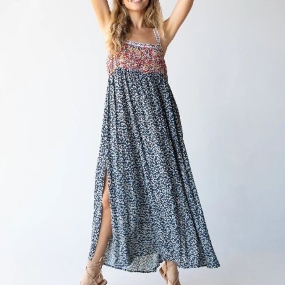 Natural Life | Patti Side Slit Maxi Dress | Medium